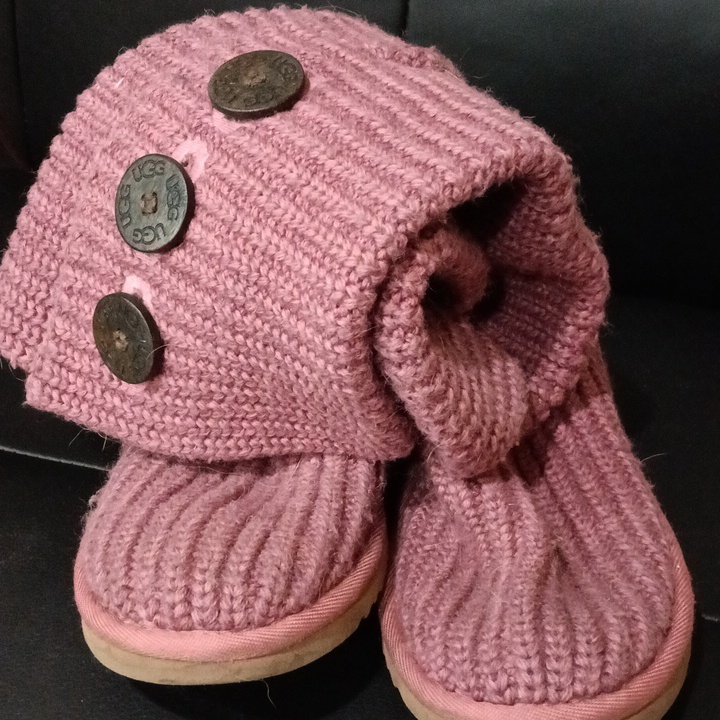 Ugg Classic Knitted Boots Womens Size 5